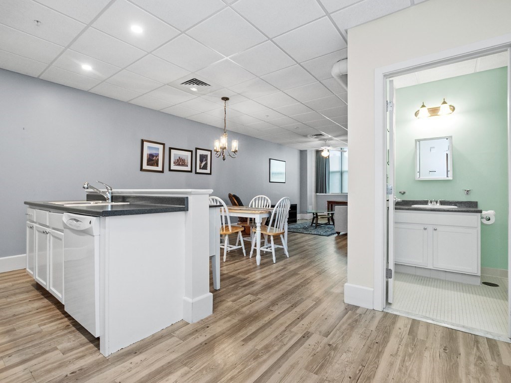 948 Main Street 105