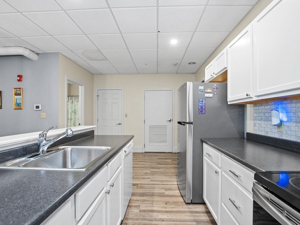 948 Main Street 105
