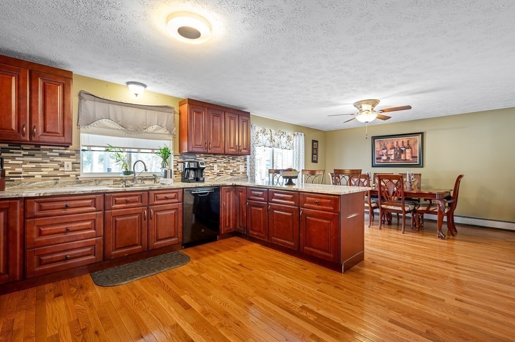 95 Loiselle Ave