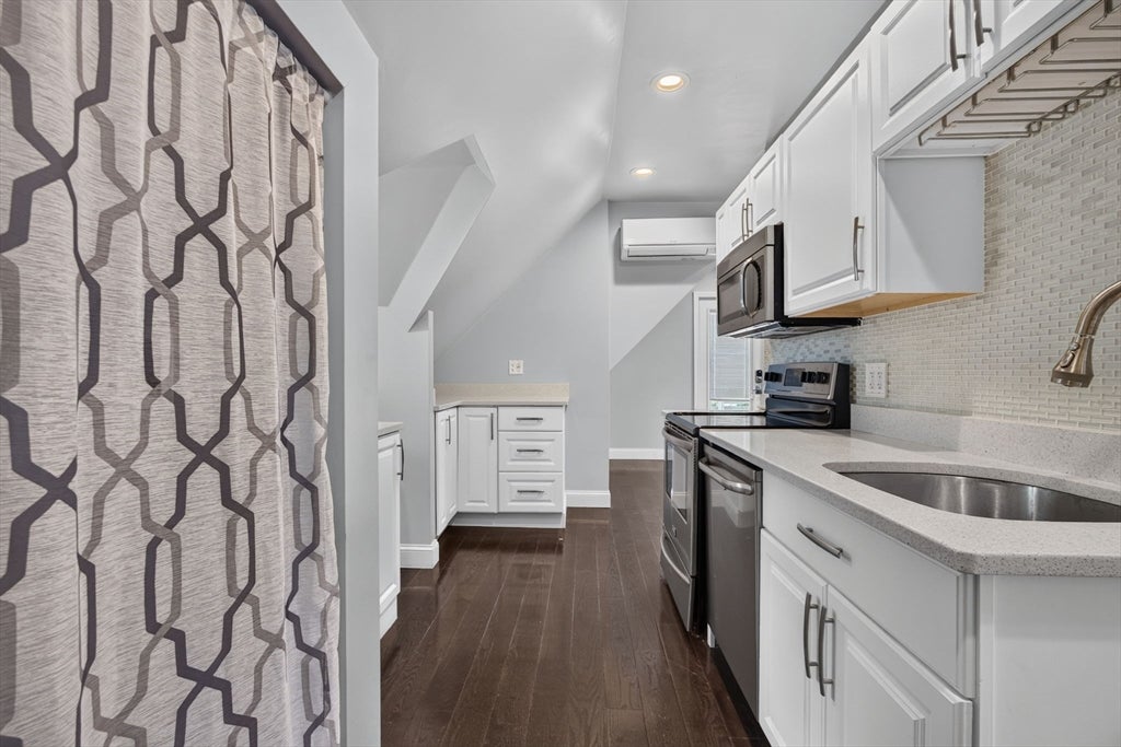 18 Henry St, Everett, MA, 18 Henry St, Everett, MA Photo #24