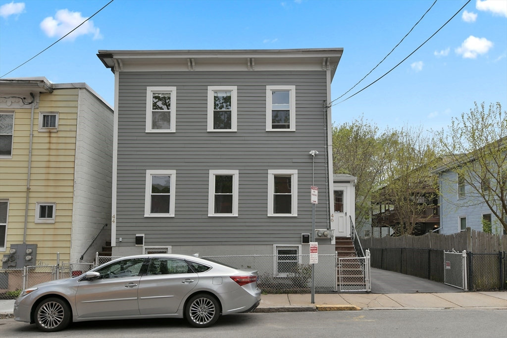 44-46 Callender St