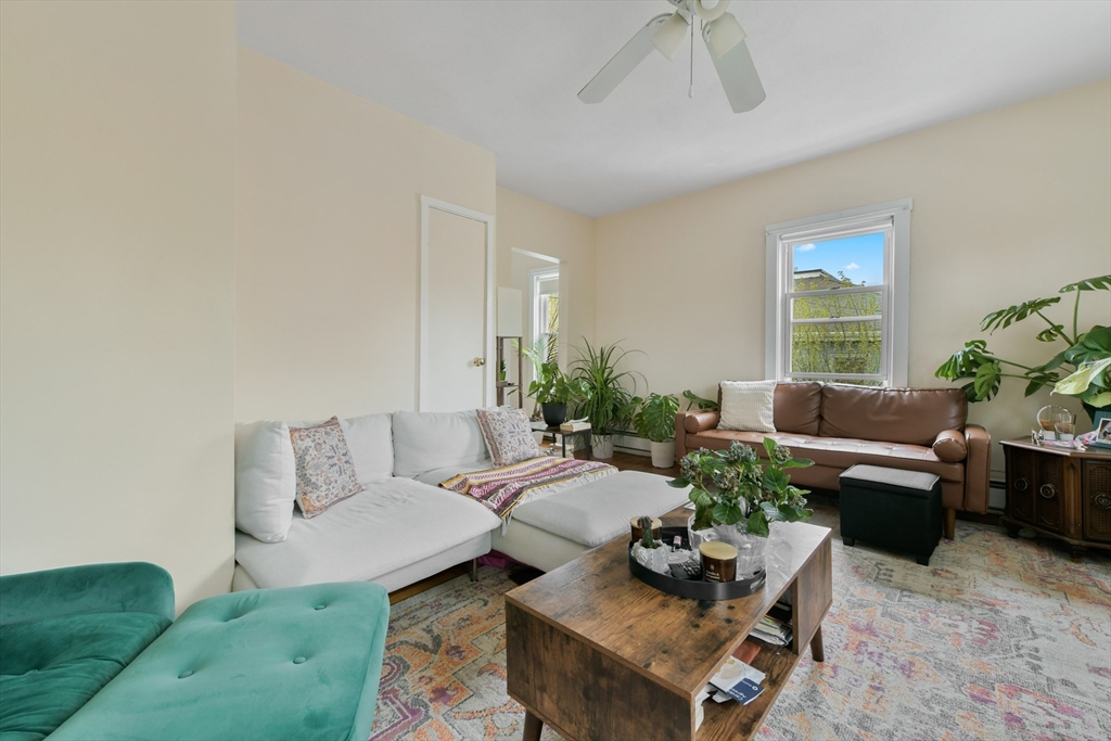 44-46 Callender St