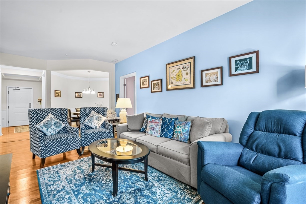 13 Morgan Dr 208