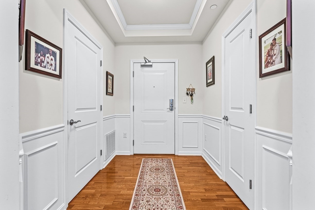 Natick, Massachusetts 01760, United States, 2 Bedrooms Bedrooms, ,2 BathroomsBathrooms,Residential,Active,2103