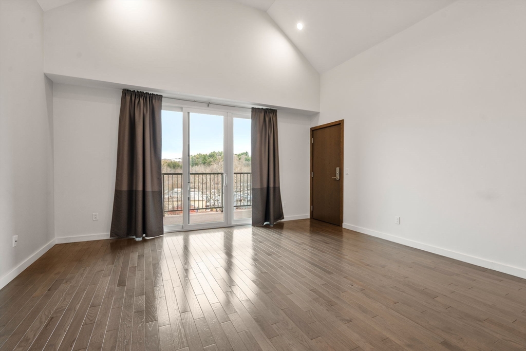 163 Hyde Park Ave 163B