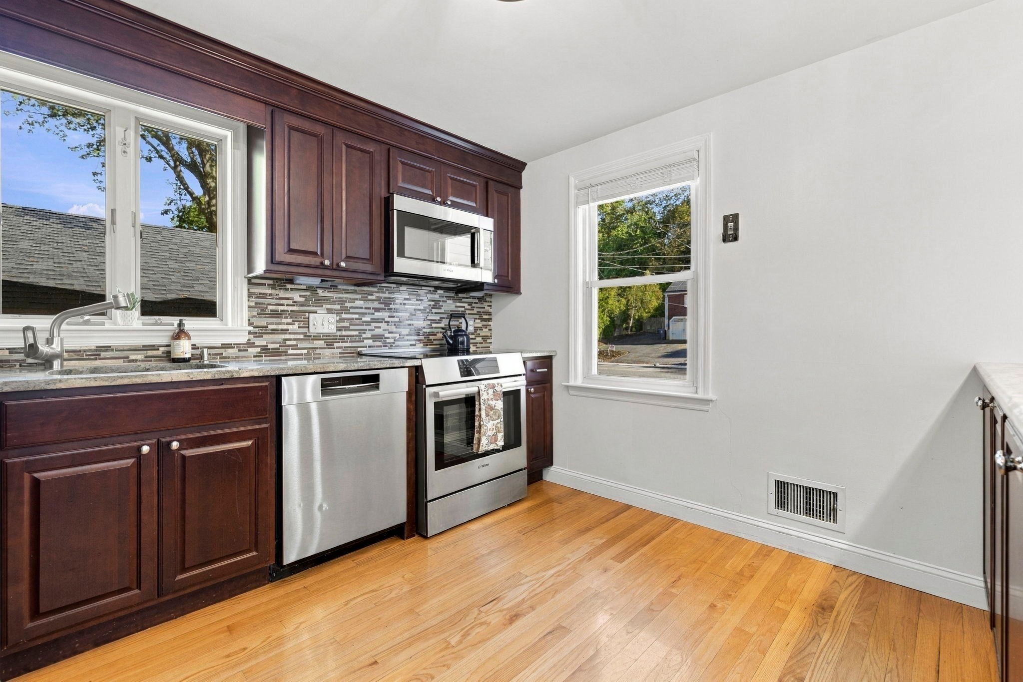 344 West Street, Reading, MA Photo #6