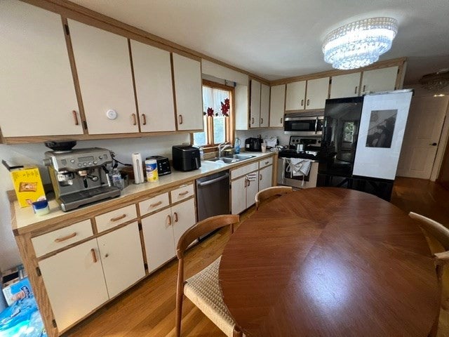 330 Pelham Road, Dracut, MA, 330 Pelham Road, Dracut, MA Photo #15