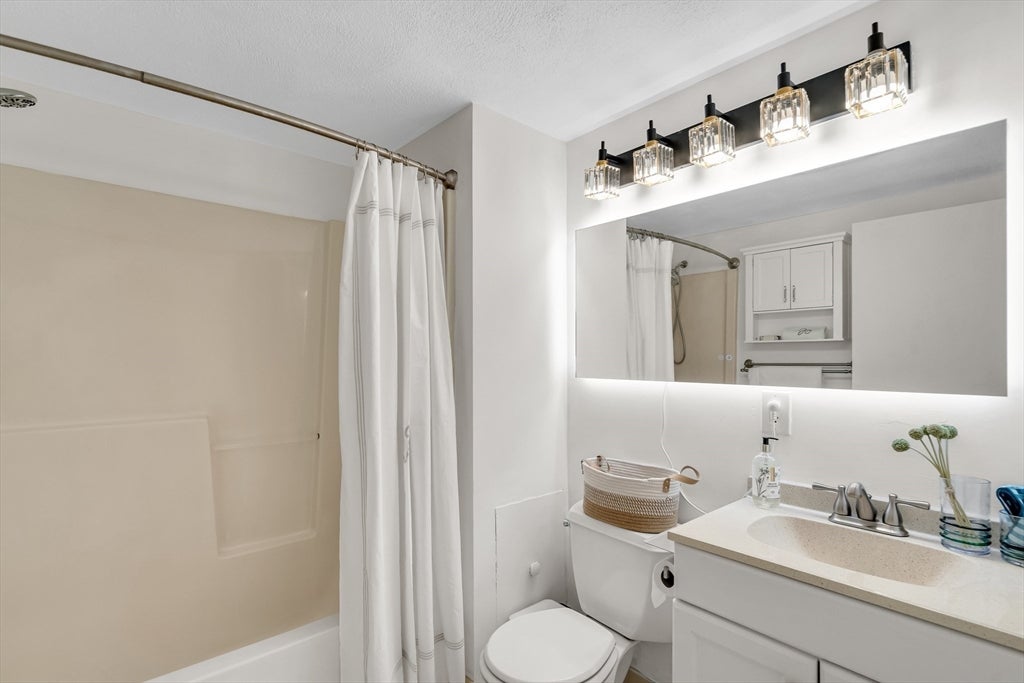 73 Dell Ave #73, Melrose, MA, 73 Dell Ave #73, Melrose, MA Photo #25