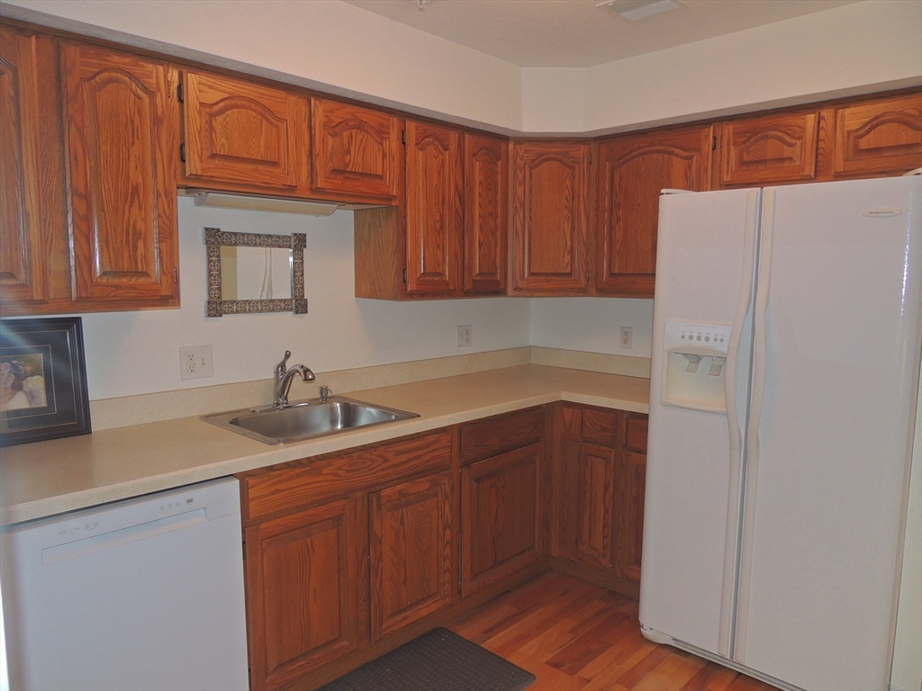 24 Greenleavse Drive 435