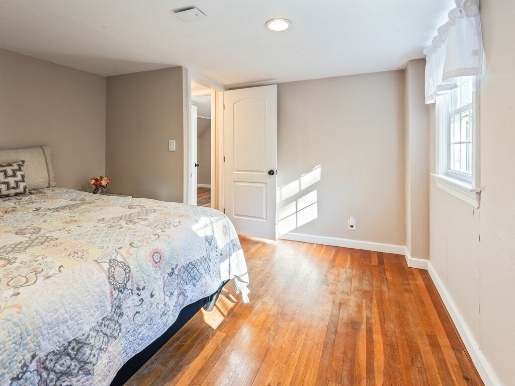 1 Benjamin Rd, Worcester, MA, 1 Benjamin Rd, Worcester, MA Photo #27