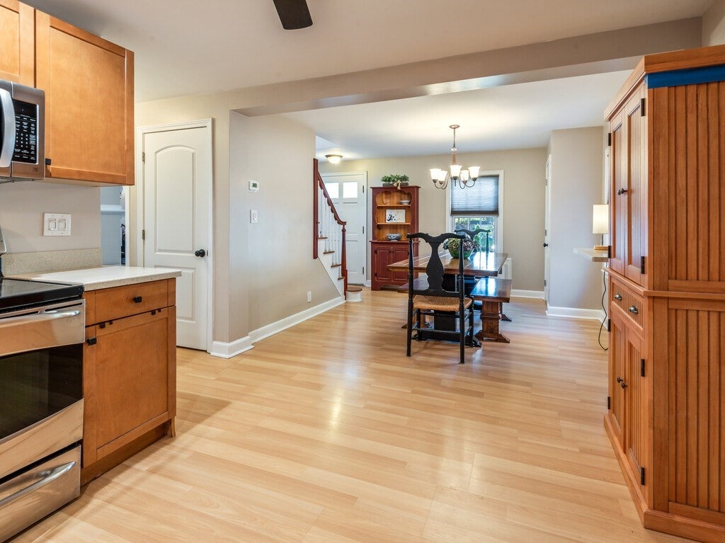 1 Benjamin Rd, Worcester, MA, 1 Benjamin Rd, Worcester, MA Photo #7