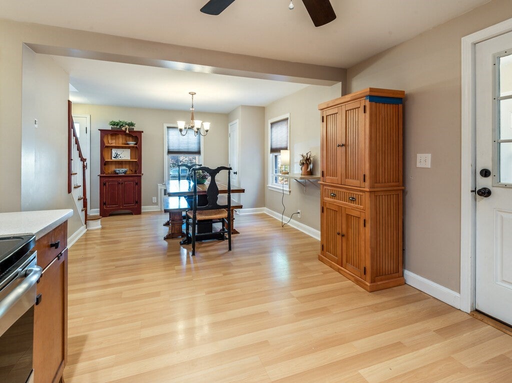 1 Benjamin Rd, Worcester, MA, 1 Benjamin Rd, Worcester, MA Photo #8