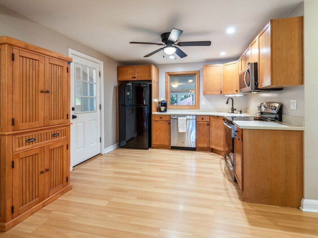 1 Benjamin Rd