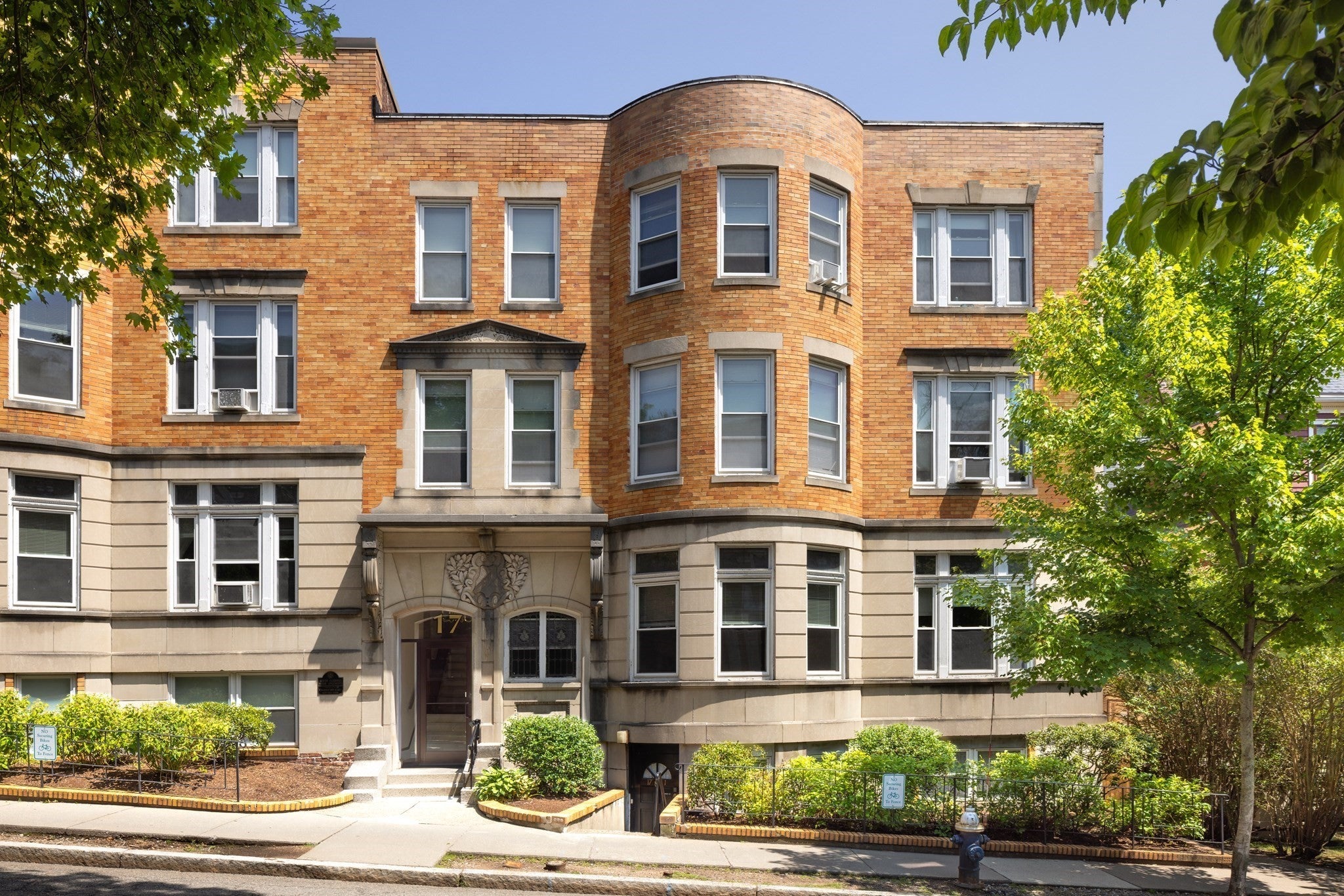 1539 Beacon Street