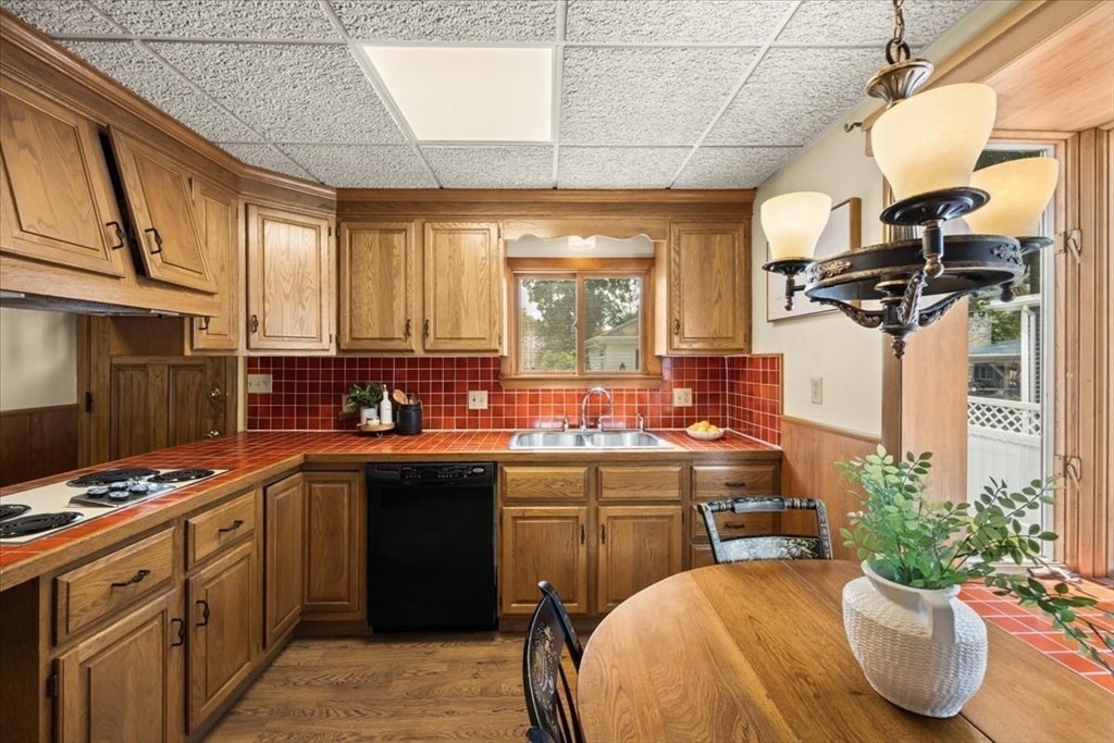 122 Davenport Street, Taunton, MA, 122 Davenport Street, Taunton, MA Photo #21