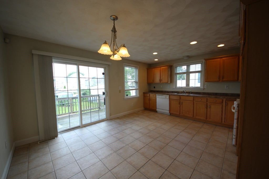 99 Manchester St #A, Lowell, MA, 99 Manchester St #A, Lowell, MA Photo #10