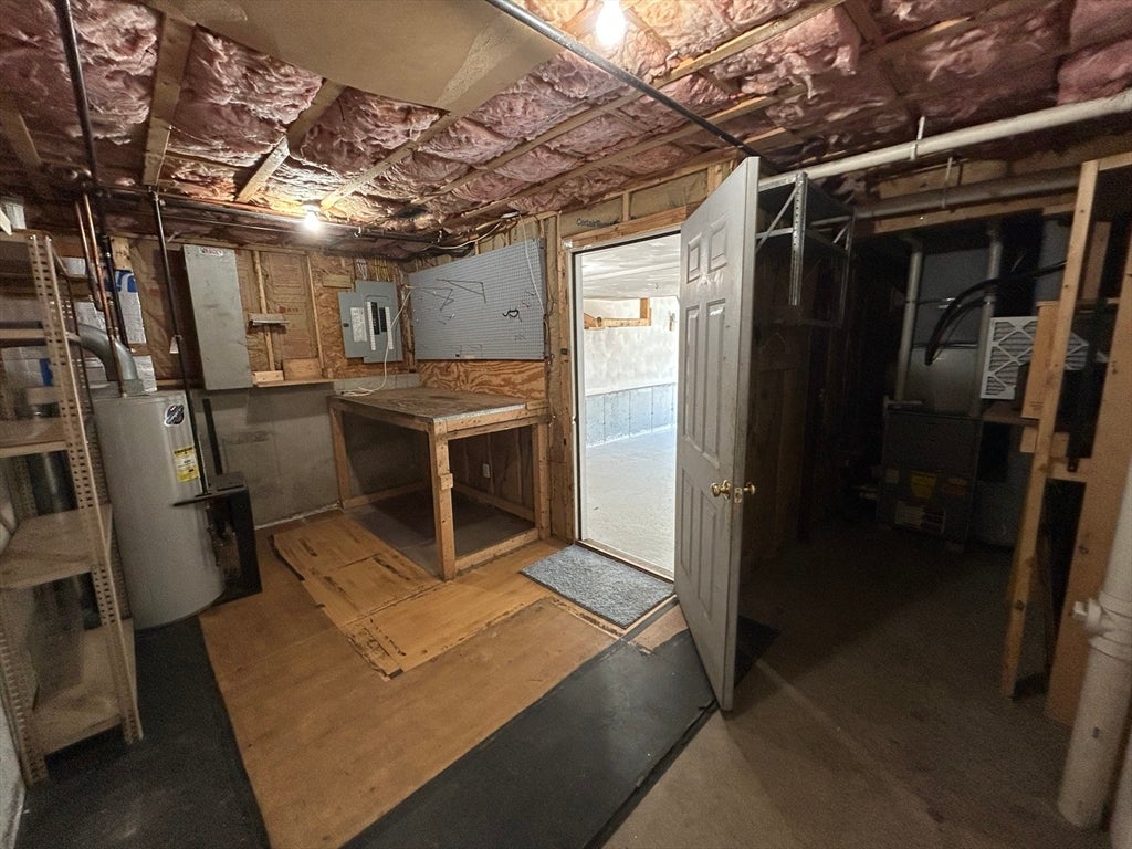99 Manchester St #A, Lowell, MA, 99 Manchester St #A, Lowell, MA Photo #24