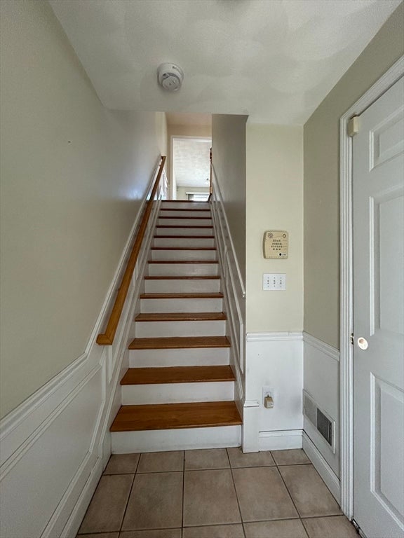 99 Manchester St #A, Lowell, MA, 99 Manchester St #A, Lowell, MA Photo #6