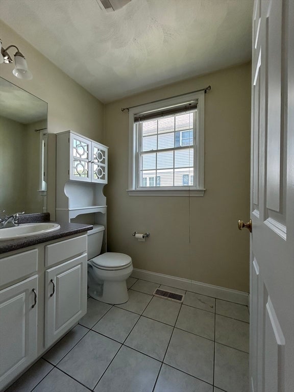 99 Manchester St #A, Lowell, MA, 99 Manchester St #A, Lowell, MA Photo #22