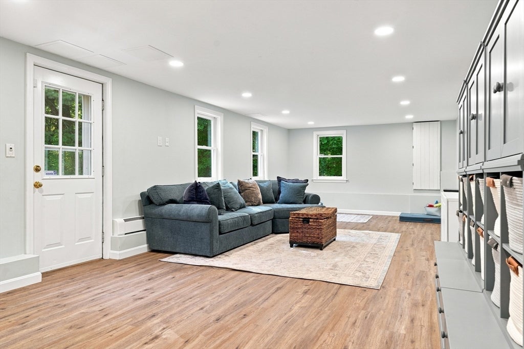 9 Kathy Drive, Foxboro, MA Photo #29