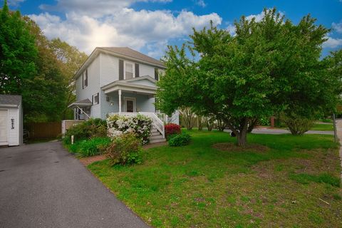 Photo of 999 Waverley St, Framingham, MA 01702 (MLS # 73520142)