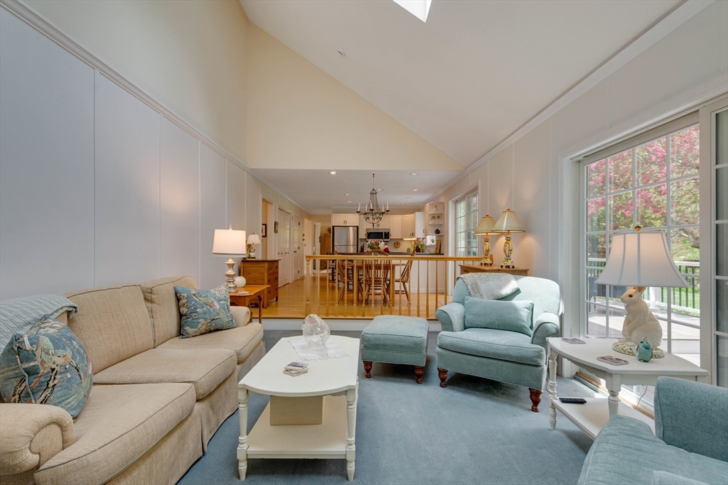 42 Spruce Road, North Reading, MA Photo #9