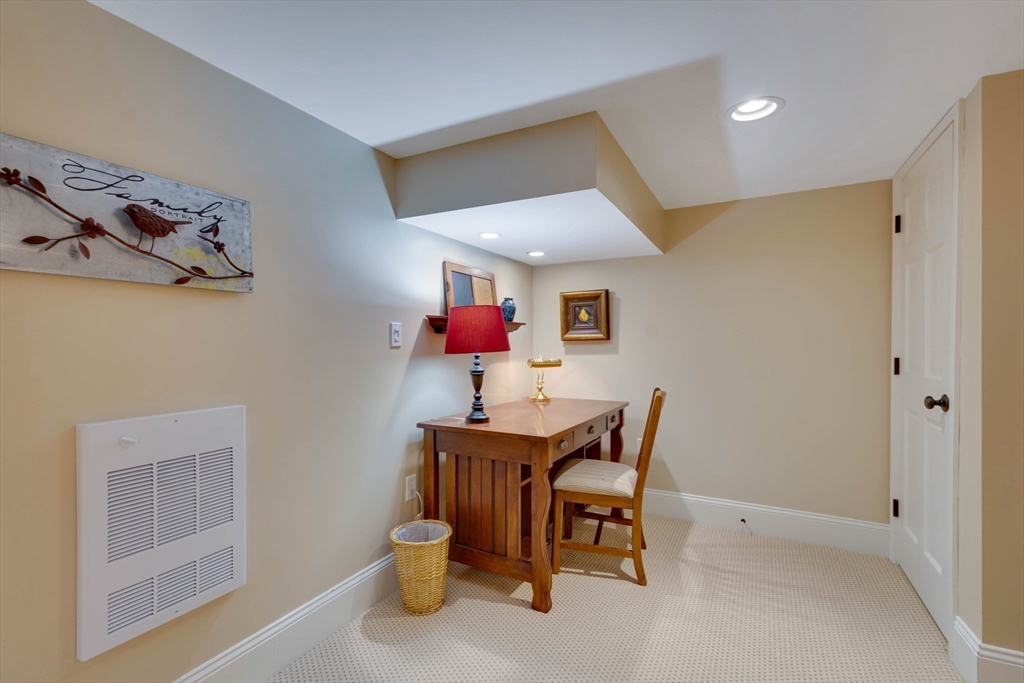 42 Spruce Road, North Reading, MA Photo #32