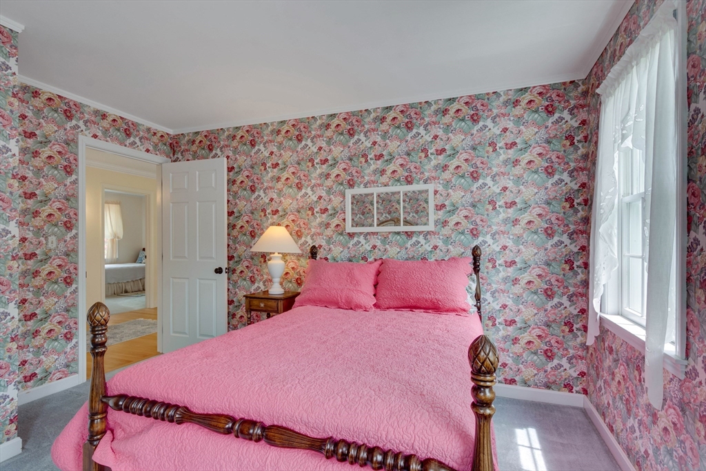 42 Spruce Road, North Reading, MA Photo #27