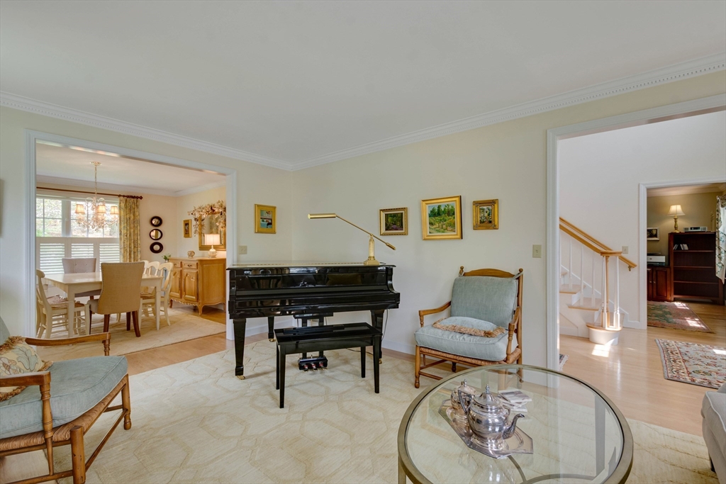 42 Spruce Road, North Reading, MA Photo #13