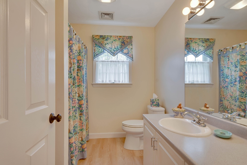 42 Spruce Road, North Reading, MA Photo #22