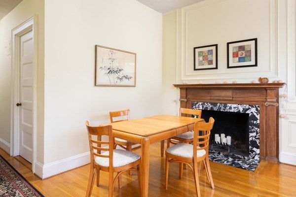 244 Beacon 2B