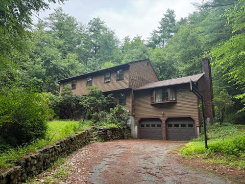 Photo of 324 Mendon Street, Upton, MA 01568 (MLS # 73557327)