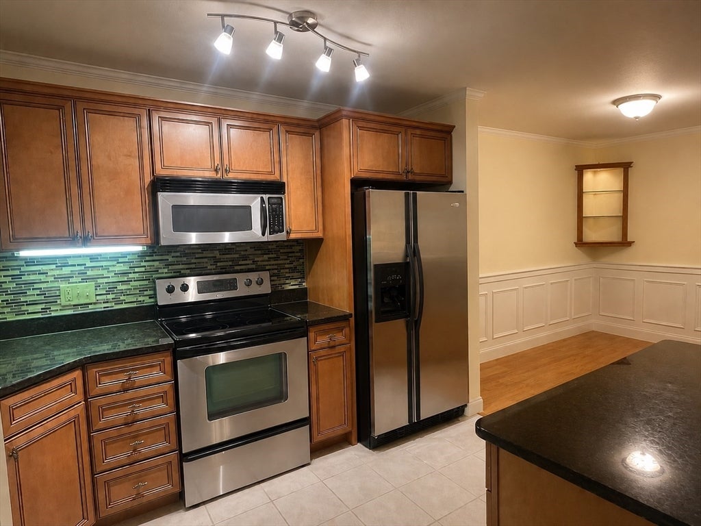 400 Brookside DR #F, Andover, MA, 400 Brookside DR #F, Andover, MA Photo #2