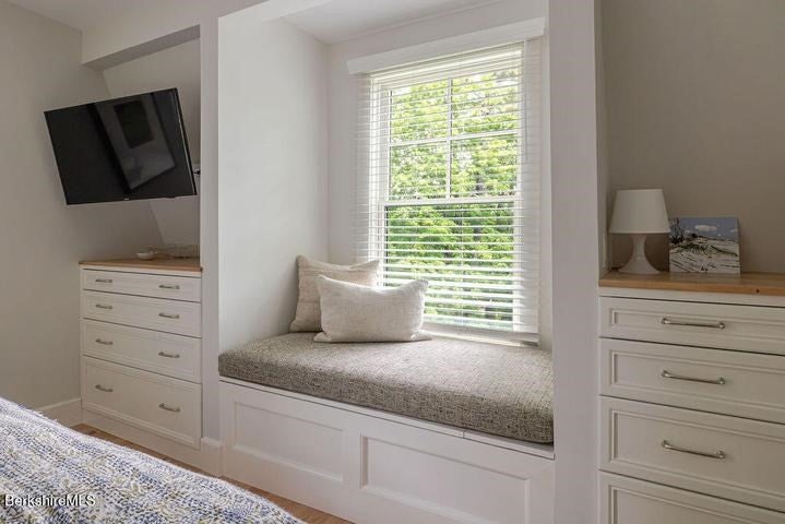 10 Berkshire Heights, Great Barrington, MA, 10 Berkshire Heights, Great Barrington, MA Photo #22