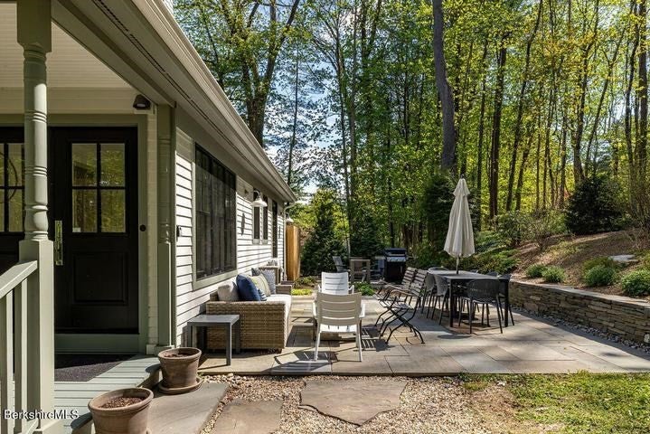 10 Berkshire Heights
