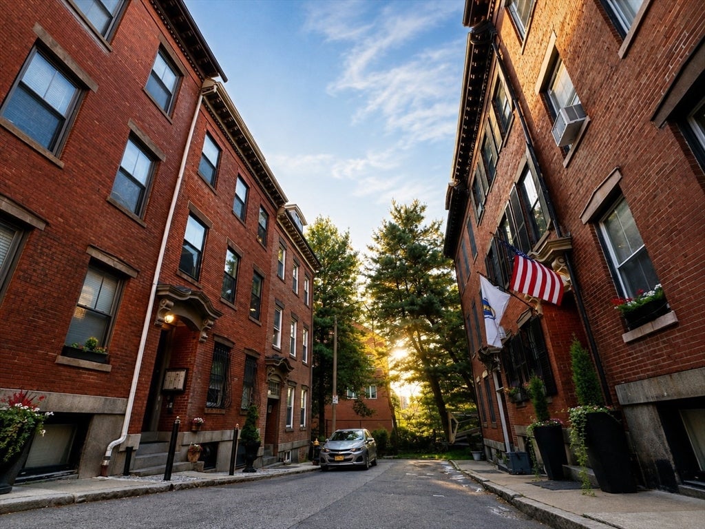 6 Centre Pl #1, Boston, MA, 6 Centre Pl #1, Boston, MA Photo #5