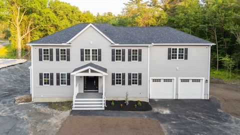 37 Myricks St Lakeville MA 02347