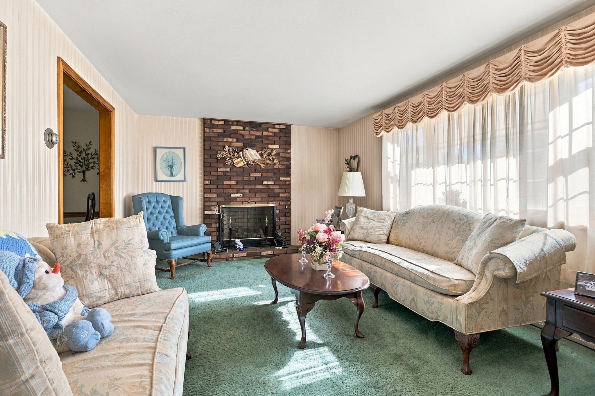 6 Exeter Dr, Woburn, MA, 6 Exeter Dr, Woburn, MA Photo #18