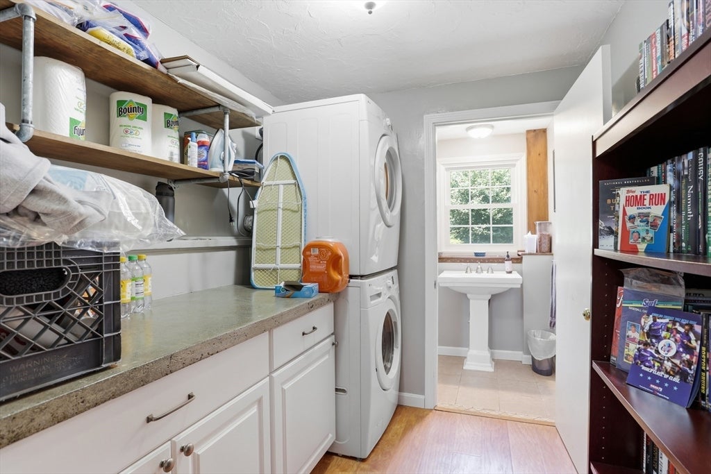 22 Mary Dr, West Boylston, MA Photo #31