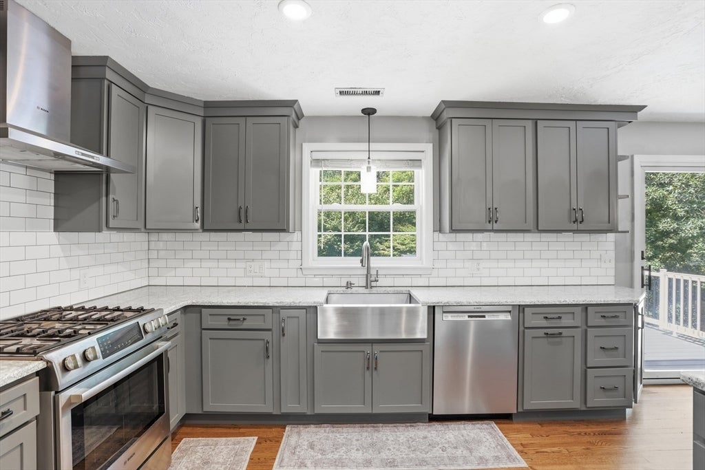 22 Mary Dr, West Boylston, MA Photo #20