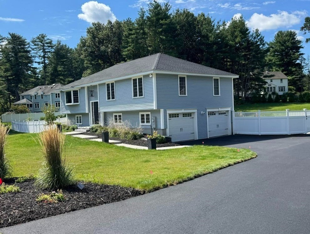 73 Minehan Ln, Marlborough MA 01752