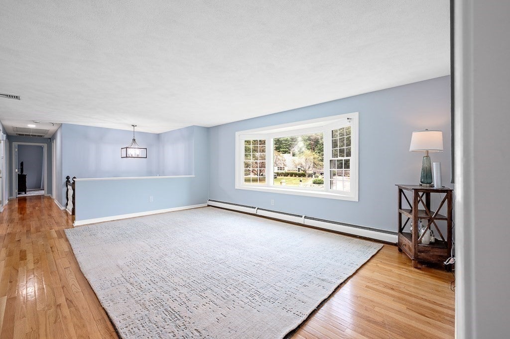 73 Minehan Ln, Marlborough, MA Photo #18