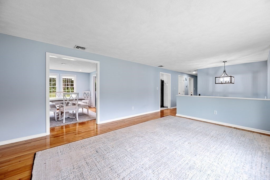 73 Minehan Ln, Marlborough, MA Photo #17