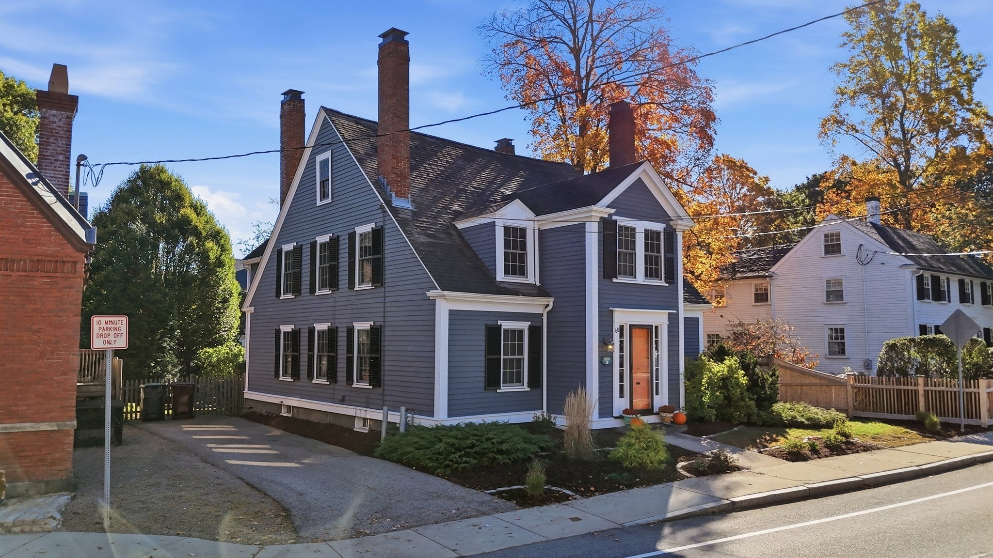 Photo of 68 Court St, Dedham, MA