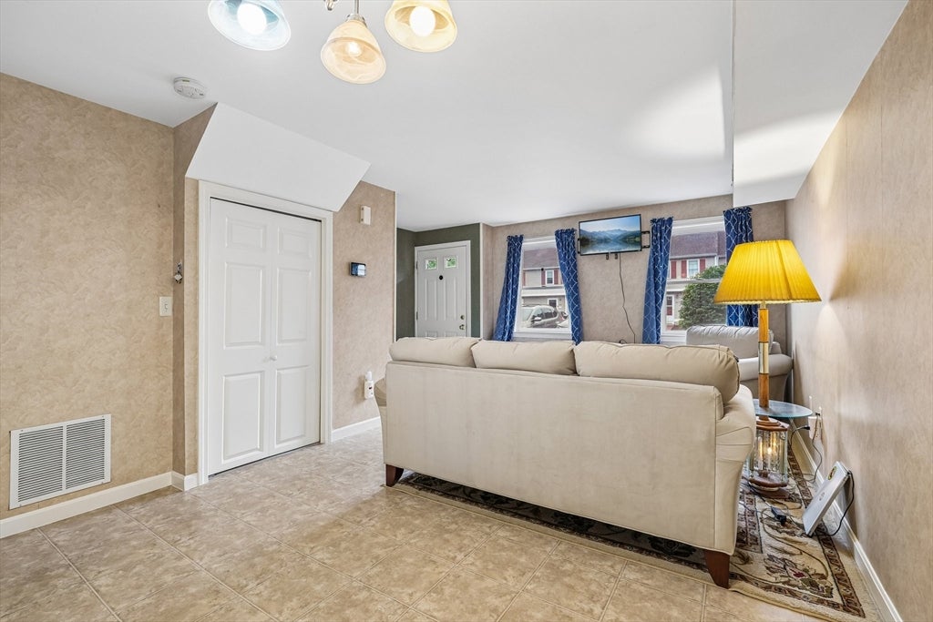 707 Brookline Way #707, Rockland, MA, 707 Brookline Way #707, Rockland, MA Photo #12