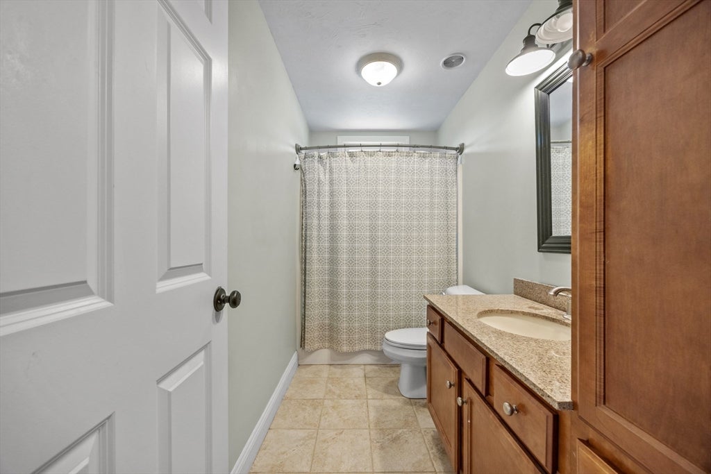 17 Copper Lantern Ln #17, Carver, MA Photo #28
