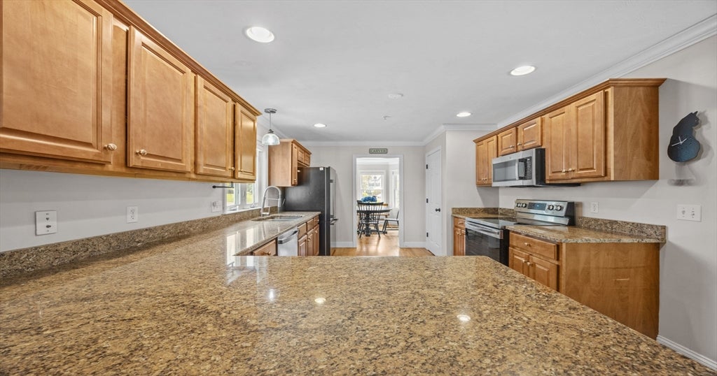 17 Copper Lantern Ln #17, Carver, MA Photo #13