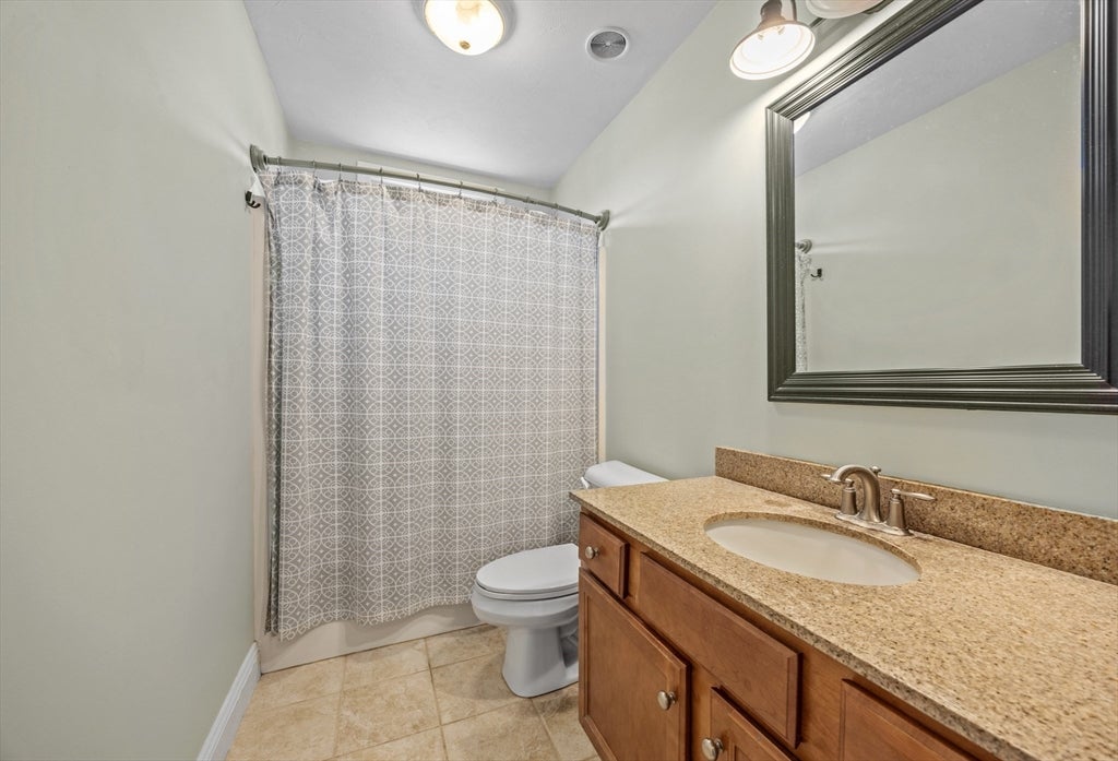 17 Copper Lantern Ln #17, Carver, MA Photo #29
