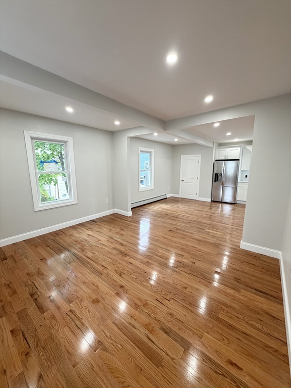 8 Brookfield St
