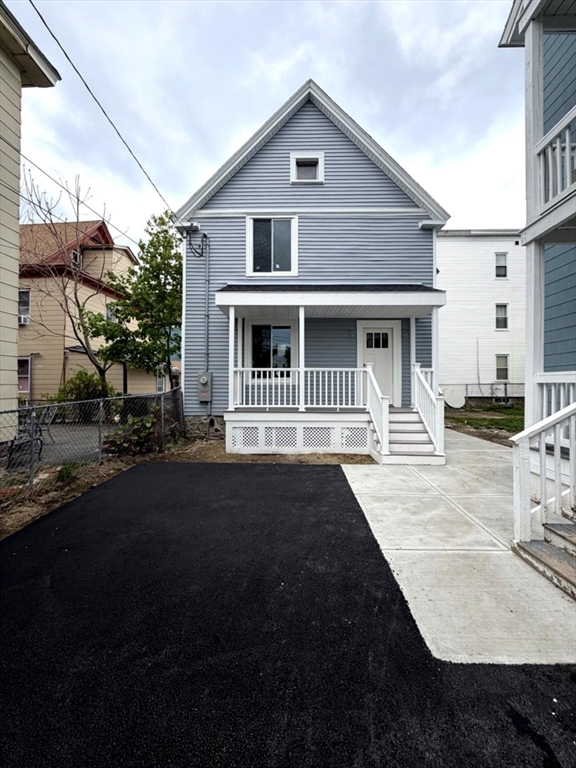 Photo of 8 Brookfield St, Lawrence, MA
